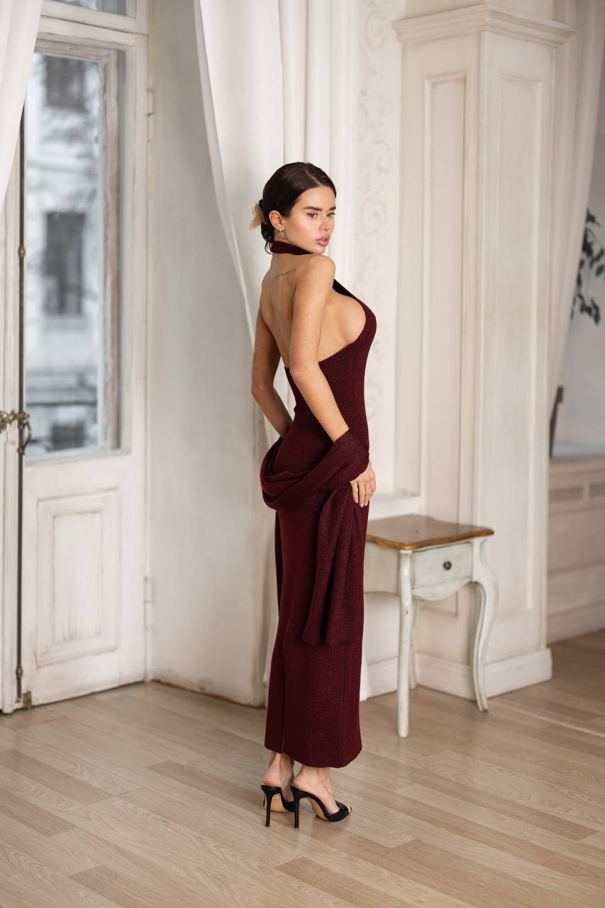 Halter Neck Knit Maxi Dress with Matching Shawl Open Back Elegant Lo Meravia Halter Neck Knit Maxi Dress with Matching Shawl Open Back Elegant Lo Meravia