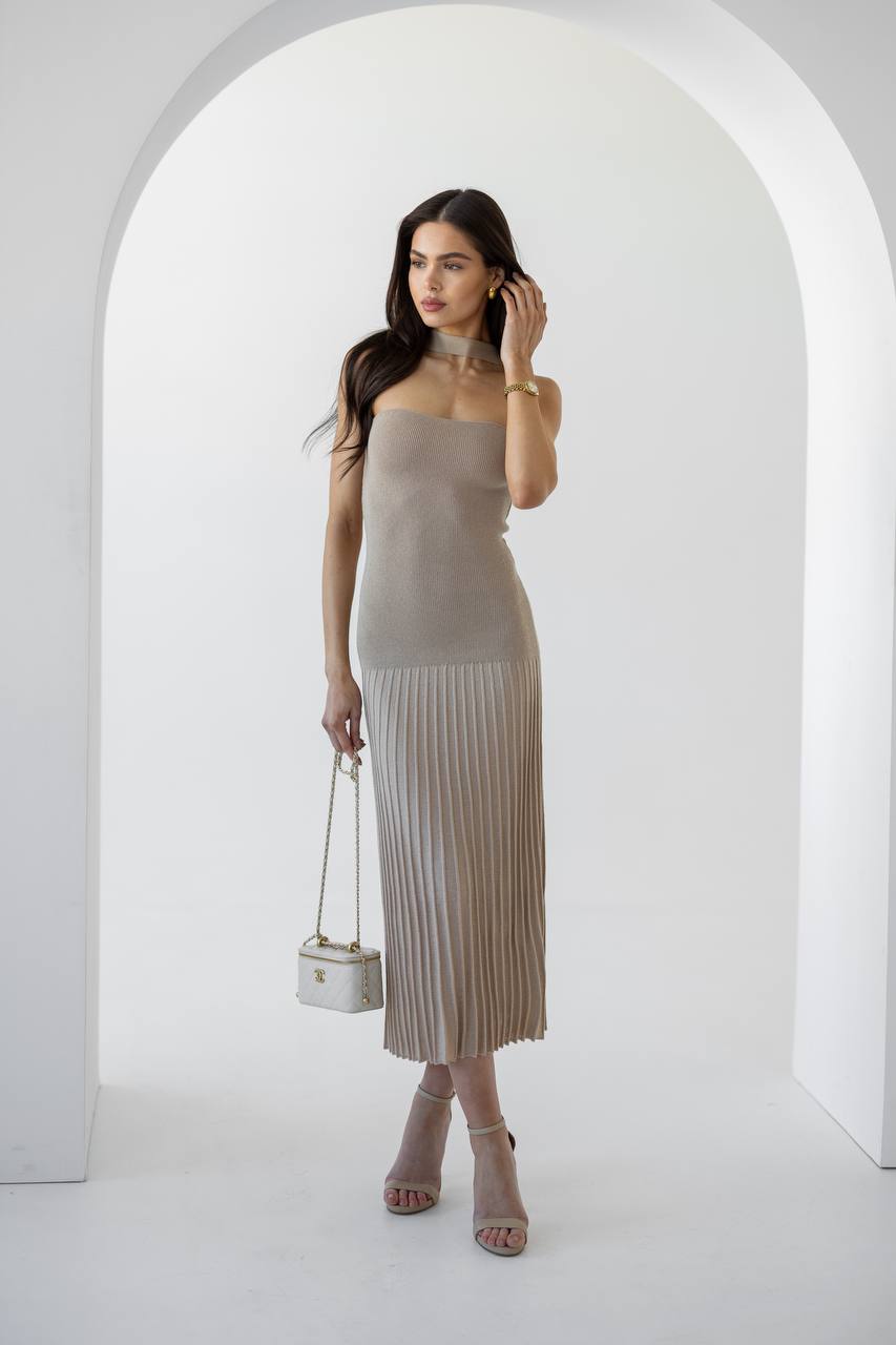 Choker Neck Pleated Knit Maxi Dress – Elegant Long Evening Dress for Women