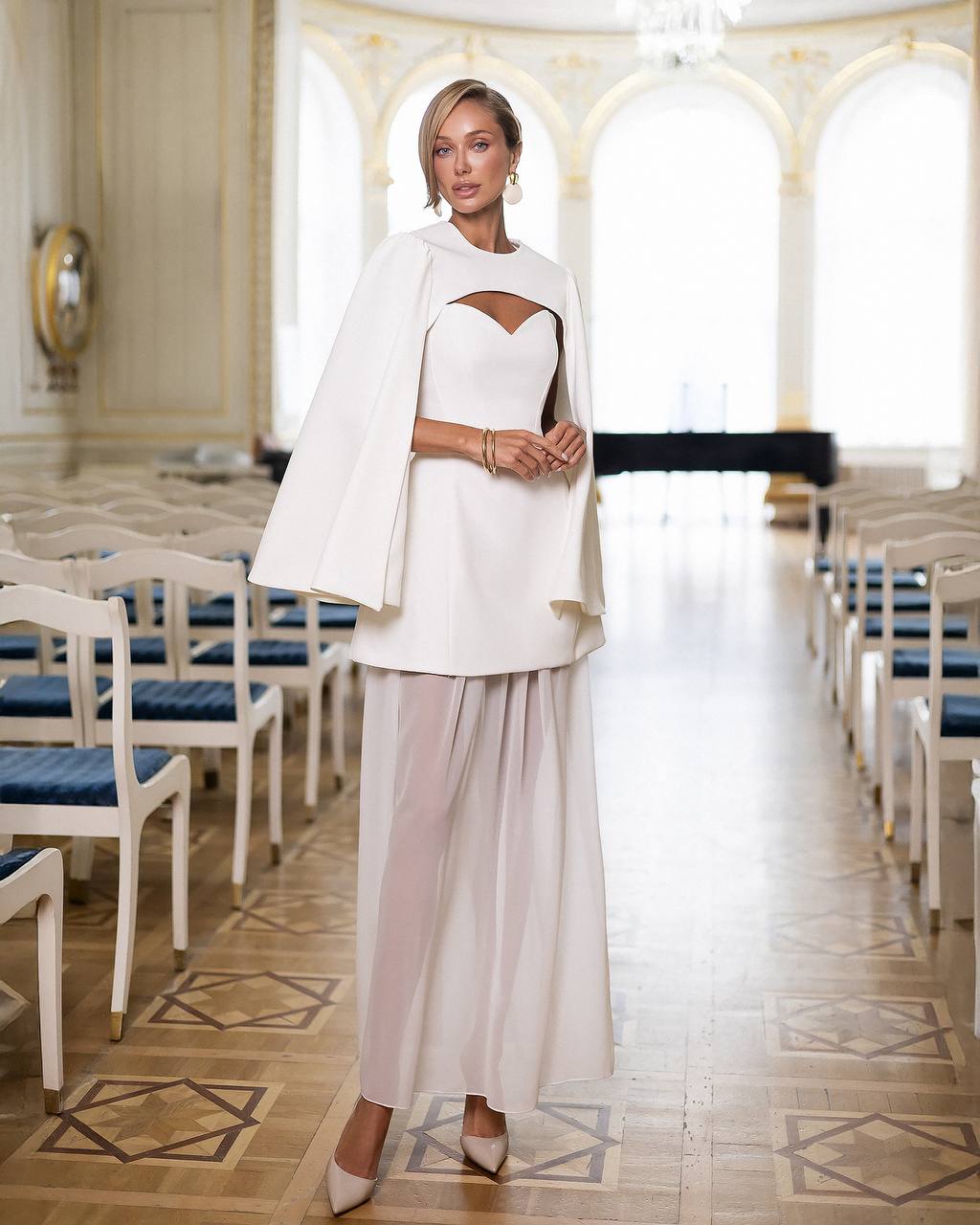 Elegant Cape for Women, Statement Cape, Minimalist Layering Piece, Evening Cover Up, Wedding Guest Cape, Formal Outfit Accessory