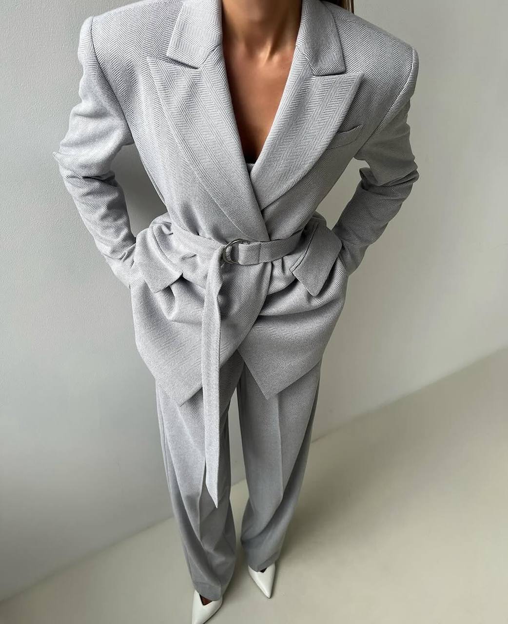 Light Grey Women’s 3-Piece Suit – Blazer + Corset Top + Wide-Leg Pants, Elegant Business Set