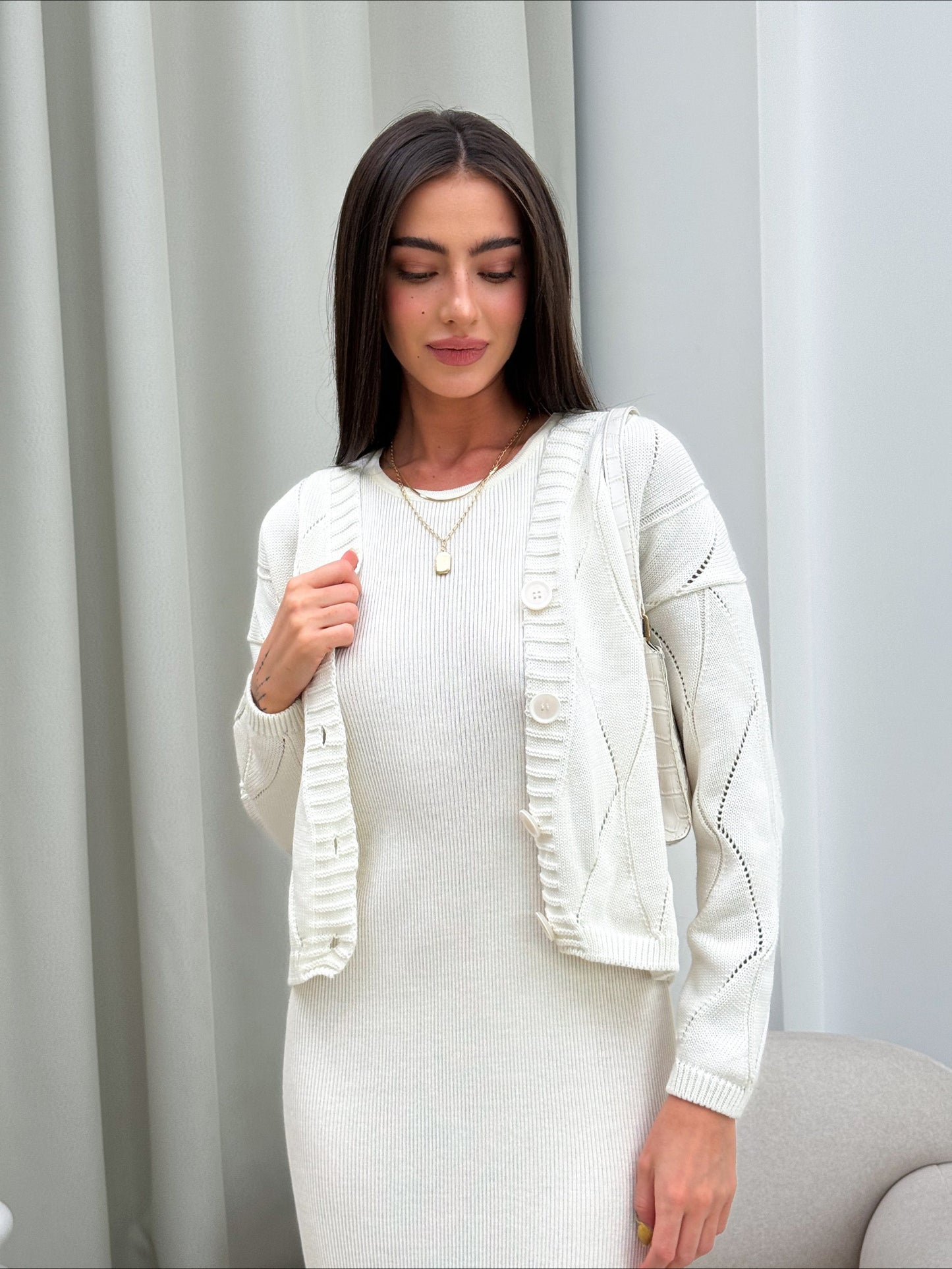 Chunky Knit Cardigan for Women – Soft Cotton Blend Oversized Sweater, Long Sleeve Button Front, Cozy Fall & Winter Layering
