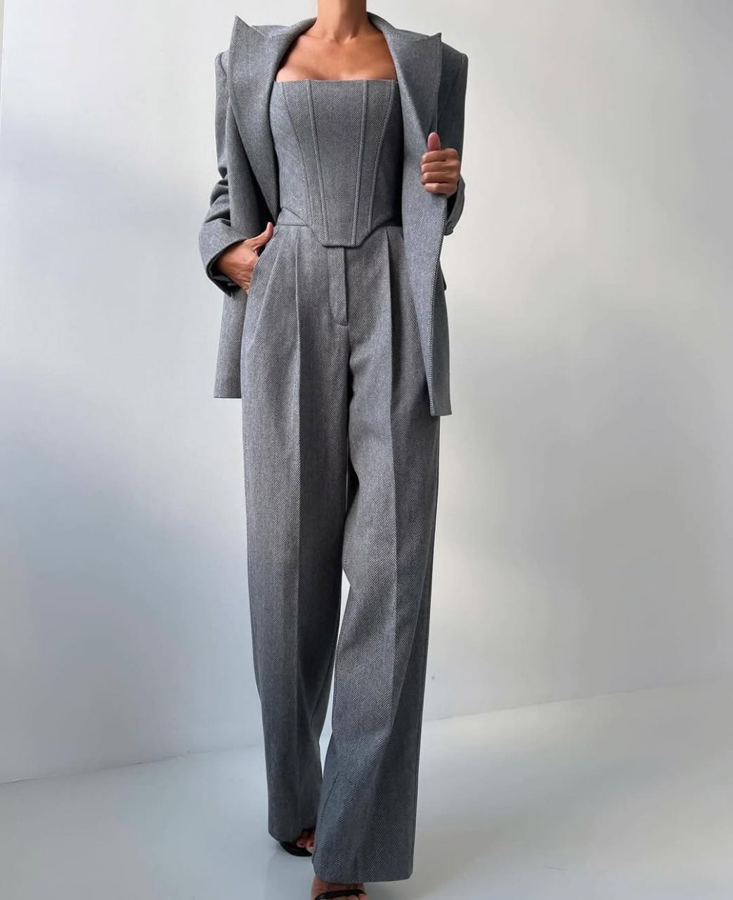 Women’s 3-Piece Grey Suit – Blazer + Corset Top + Wide-Leg Pants, Elegant Modern Set