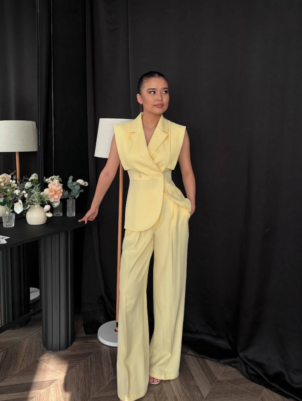 Women’s Vest Suit Set, Sleeveless Blazer & Wide Leg Pants, 2 Piece Outfit, Office Look, Minimalist Tailored Set, Summer Suit