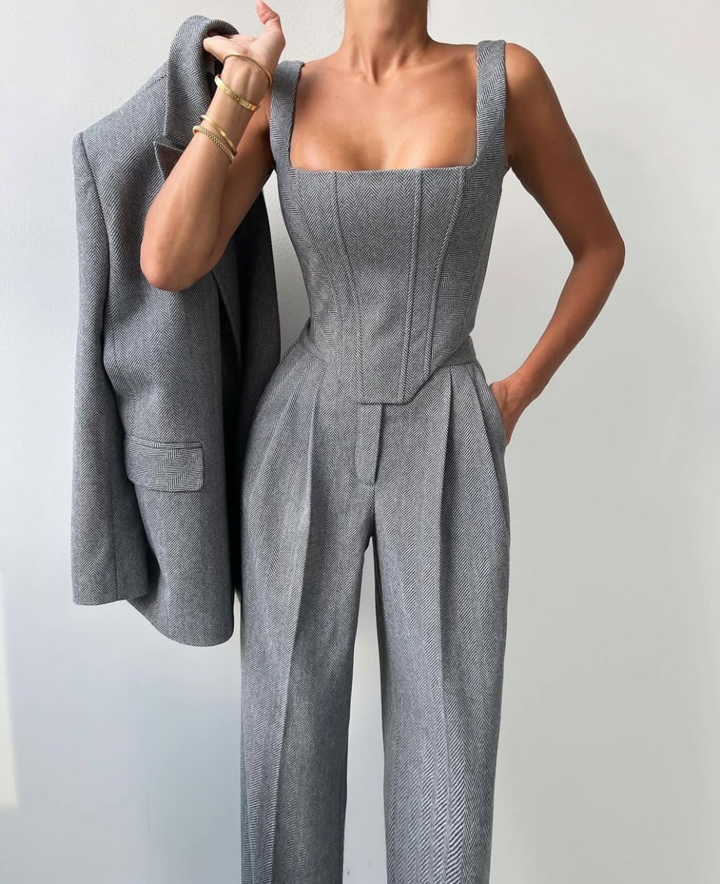 Women’s 3-Piece Gray Suit – Blazer + Corset Top + Wide-Leg Pants, Elegant Business Set