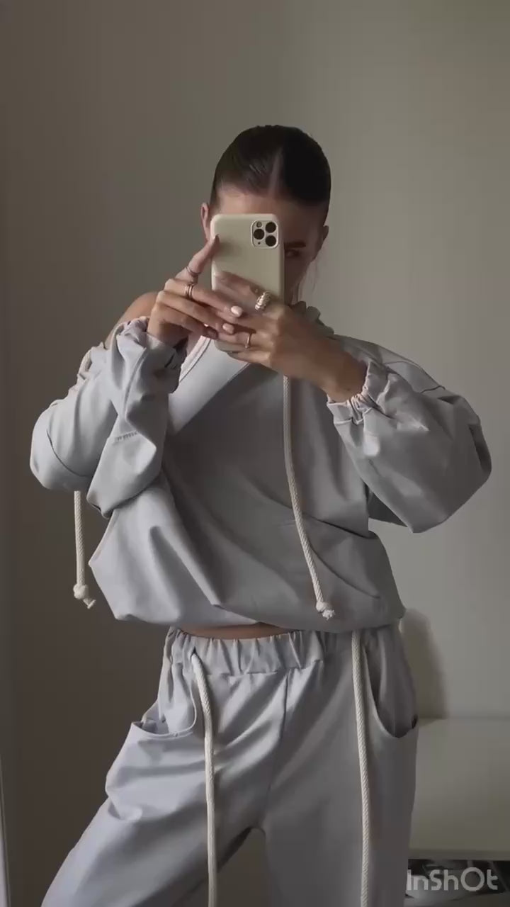 Women’s Oversized Tracksuit Set — Hoodie & Jogger Pants