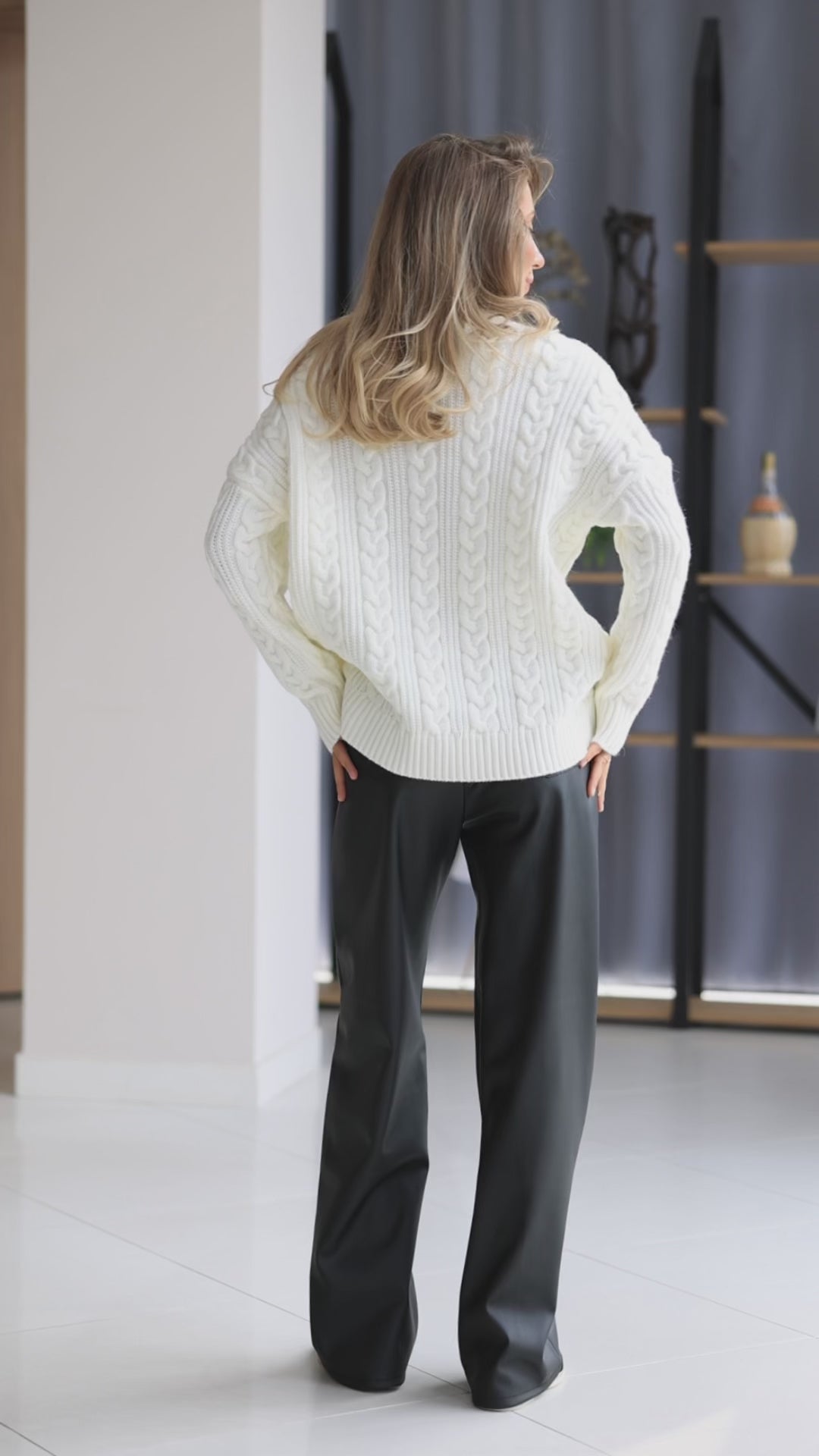 Women’s Cable Knit Sweater — Cozy Wool Blend Pullover for Fall & Winter
